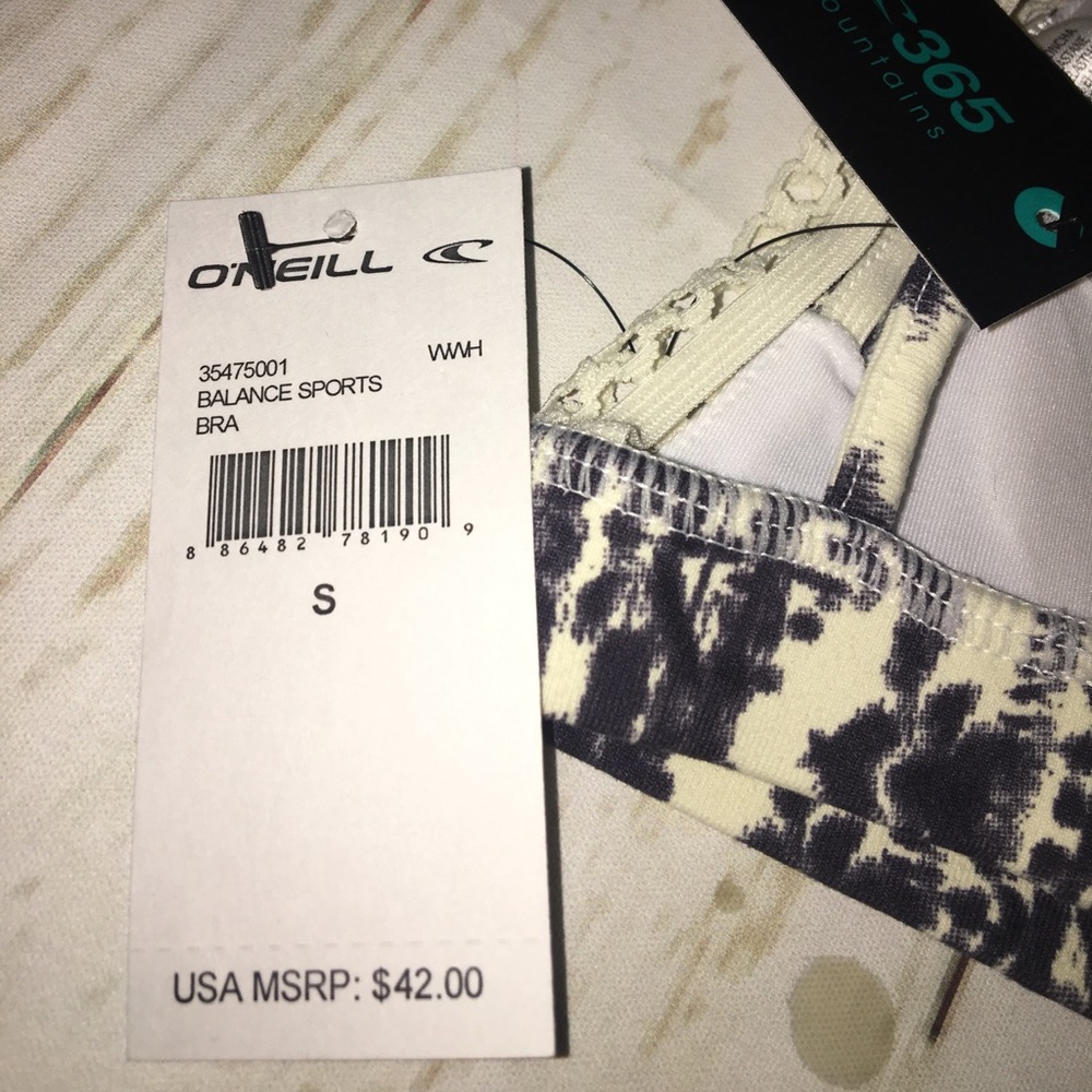 🔥O'Neill 365 Women's Balance Sports Bra, NWT - Picture 6 of 7